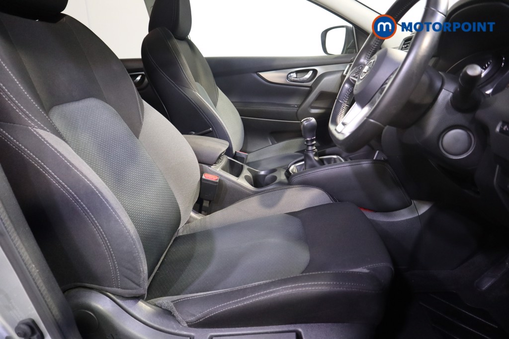 Nissan Qashqai N-Connecta Manual Petrol SUV - Stock Number (1594145) - 15th supplementary image