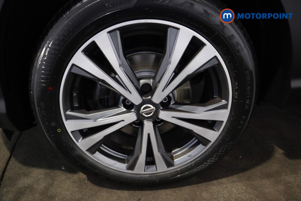 Nissan Qashqai N-Connecta Manual Petrol SUV - Stock Number (1594145) - 22nd supplementary image