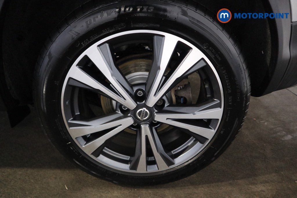 Nissan Qashqai N-Connecta Manual Petrol SUV - Stock Number (1594145) - 23rd supplementary image