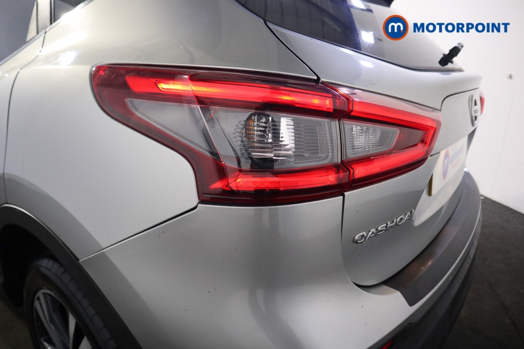 Nissan Qashqai N-Connecta Manual Petrol SUV - Stock Number (1594145) - 27th supplementary image