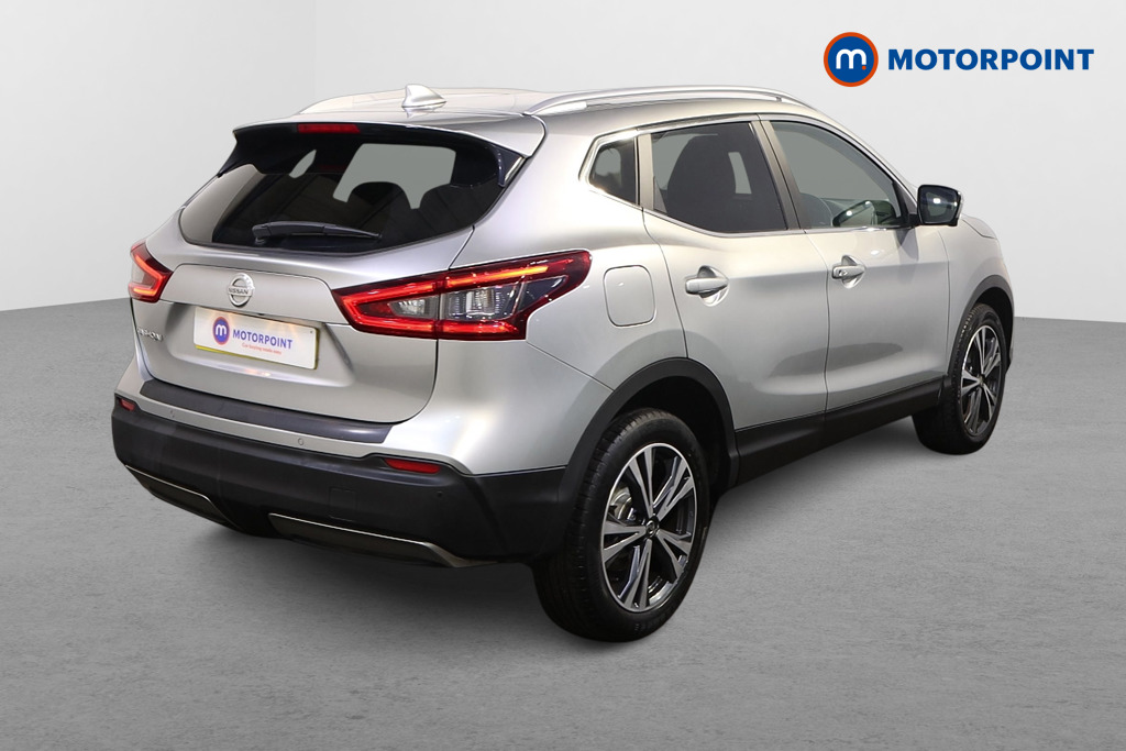 Nissan Qashqai N-Connecta Manual Petrol SUV - Stock Number (1594145) - Drivers side rear corner