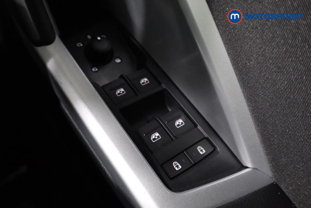 Audi Q3 Technik Automatic Petrol SUV - Stock Number (1594857) - 8th supplementary image