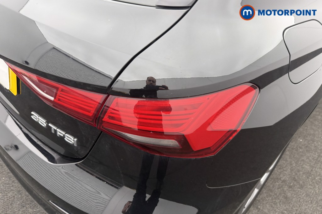 Audi A3 Technik Manual Petrol Hatchback - Stock Number (1597177) - 5th supplementary image