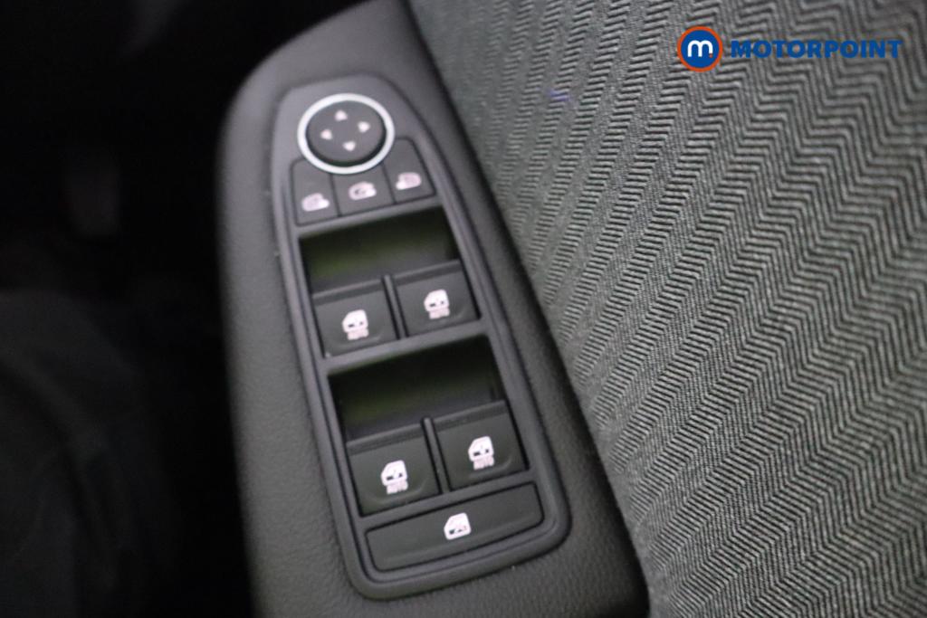 Renault Clio Techno Manual Petrol Hatchback - Stock Number (1600426) - 13th supplementary image