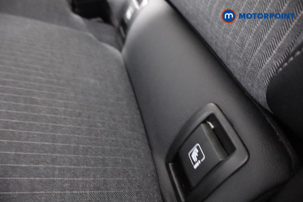 Renault Clio Techno Manual Petrol Hatchback - Stock Number (1600426) - 18th supplementary image