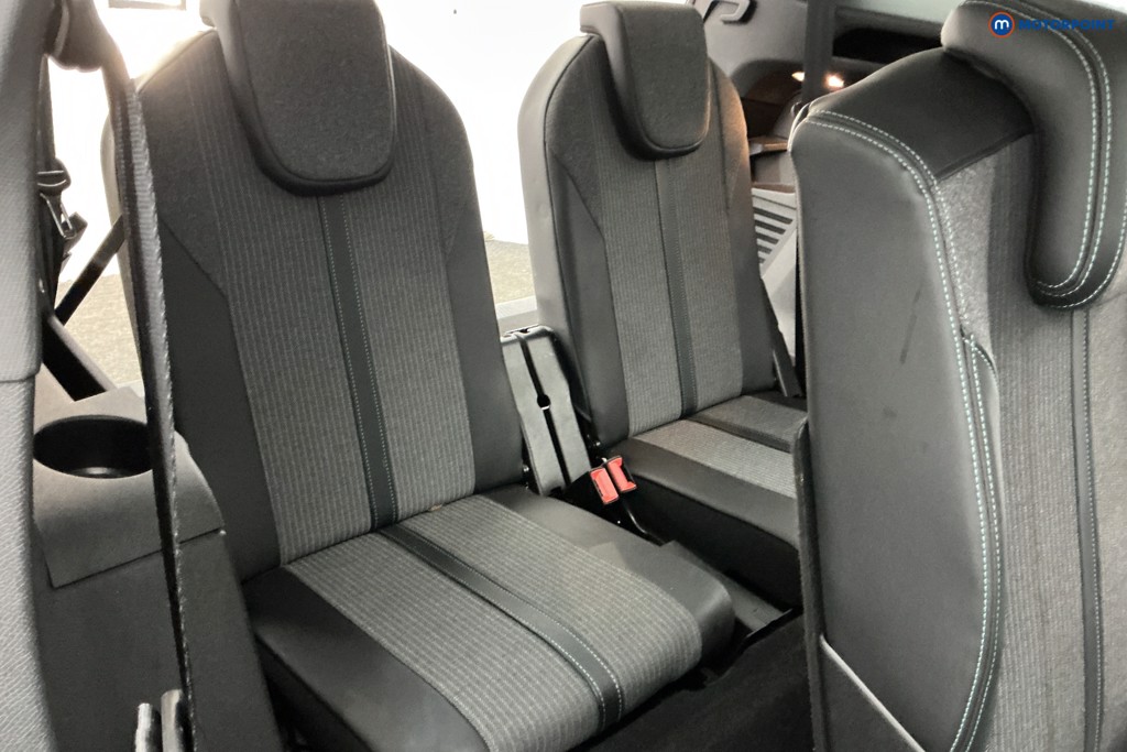 Peugeot 5008 Allure Manual Petrol SUV - Stock Number (1606614) - 5th supplementary image