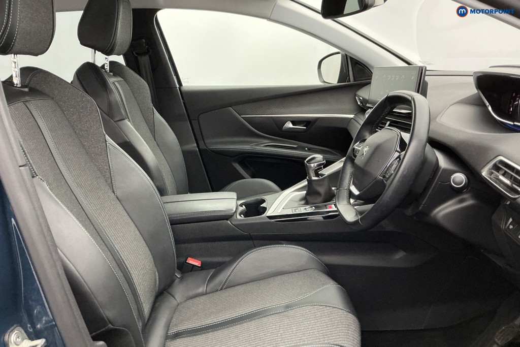 Peugeot 5008 Allure Manual Petrol SUV - Stock Number (1606614) - 10th supplementary image