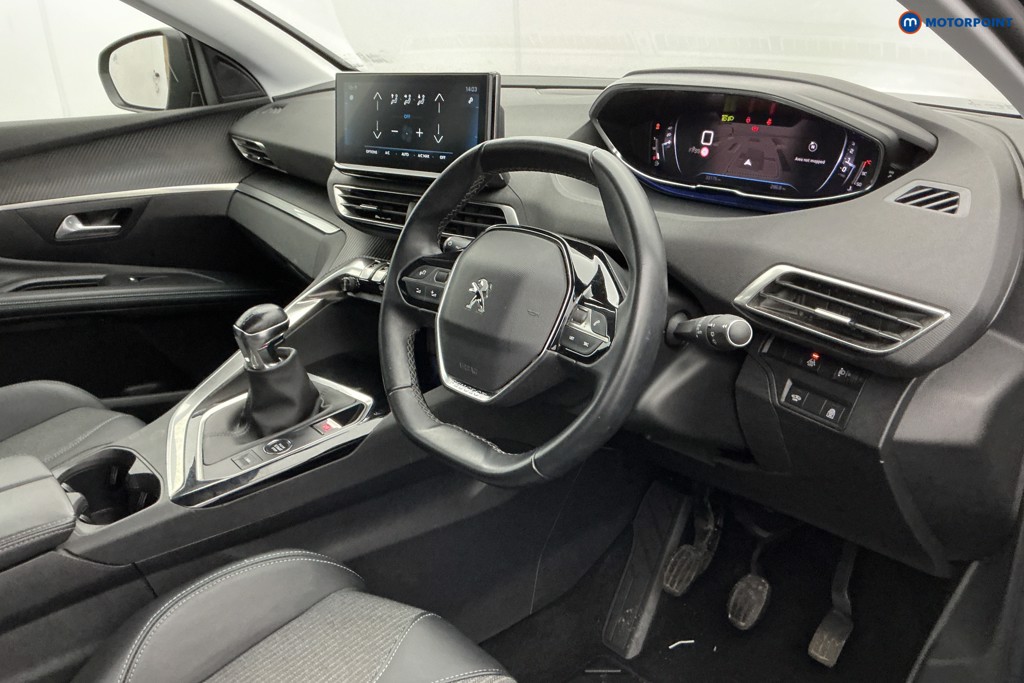 Peugeot 5008 Allure Manual Petrol SUV - Stock Number (1606614) - 12th supplementary image