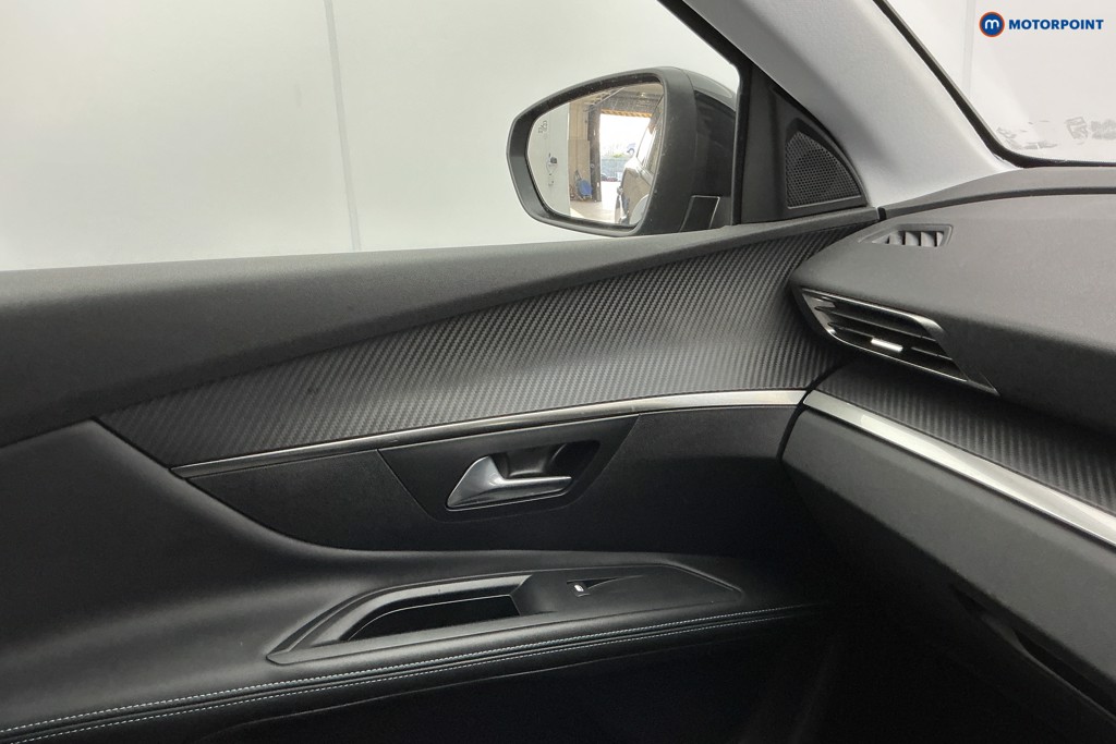 Peugeot 5008 Allure Manual Petrol SUV - Stock Number (1606614) - 21st supplementary image