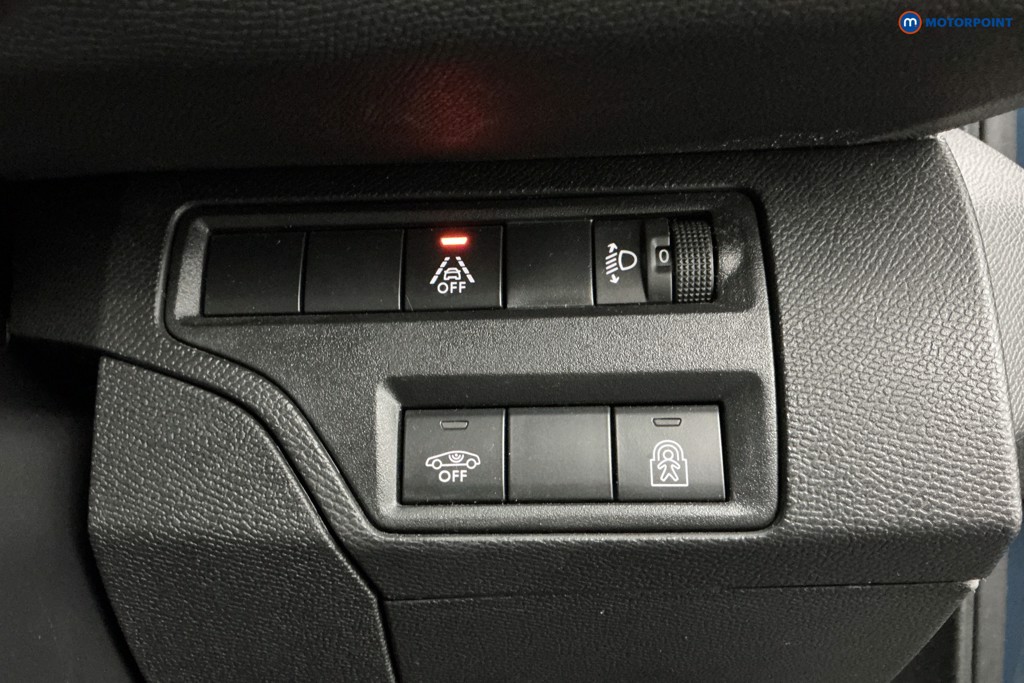 Peugeot 5008 Allure Manual Petrol SUV - Stock Number (1606614) - 24th supplementary image