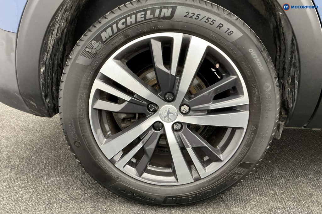 Peugeot 5008 Allure Manual Petrol SUV - Stock Number (1606614) - 37th supplementary image