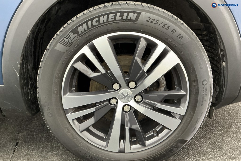 Peugeot 5008 Allure Manual Petrol SUV - Stock Number (1606614) - 38th supplementary image