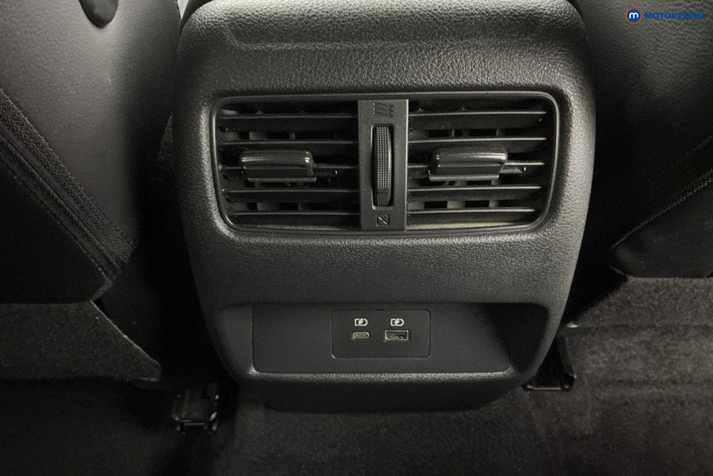 Nissan Qashqai Tekna Automatic Petrol-Electric Hybrid SUV - Stock Number (1607215) - 13th supplementary image