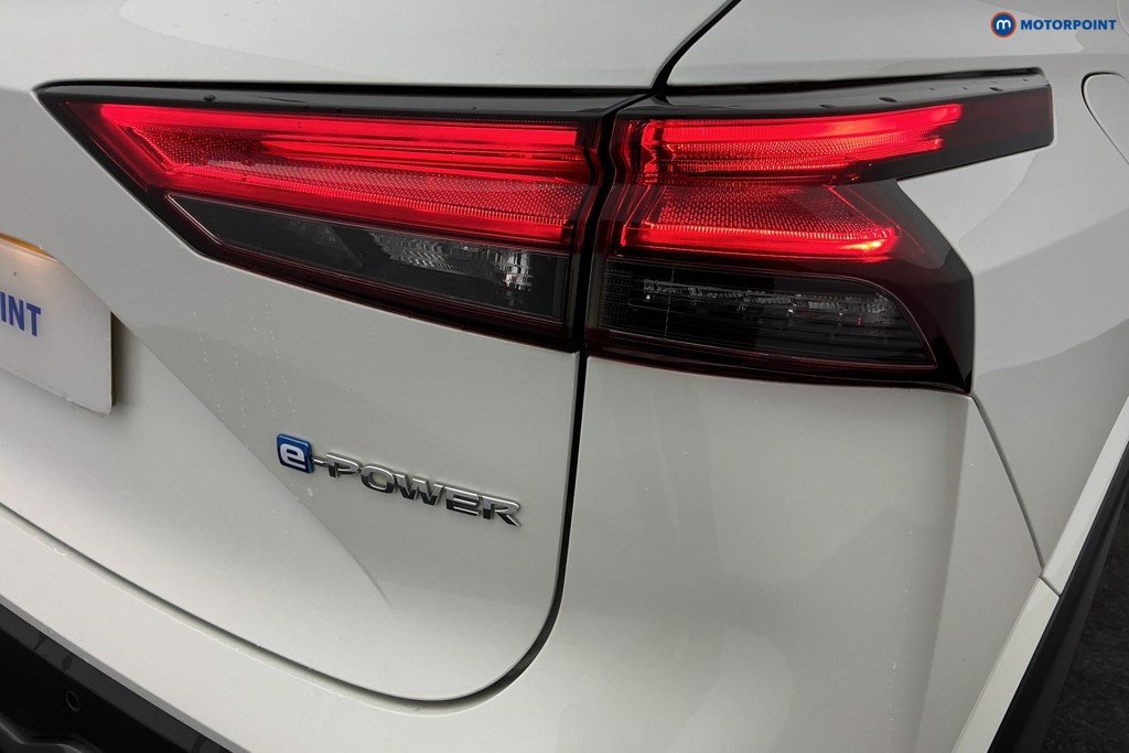 Nissan Qashqai Tekna Automatic Petrol-Electric Hybrid SUV - Stock Number (1607215) - 32nd supplementary image