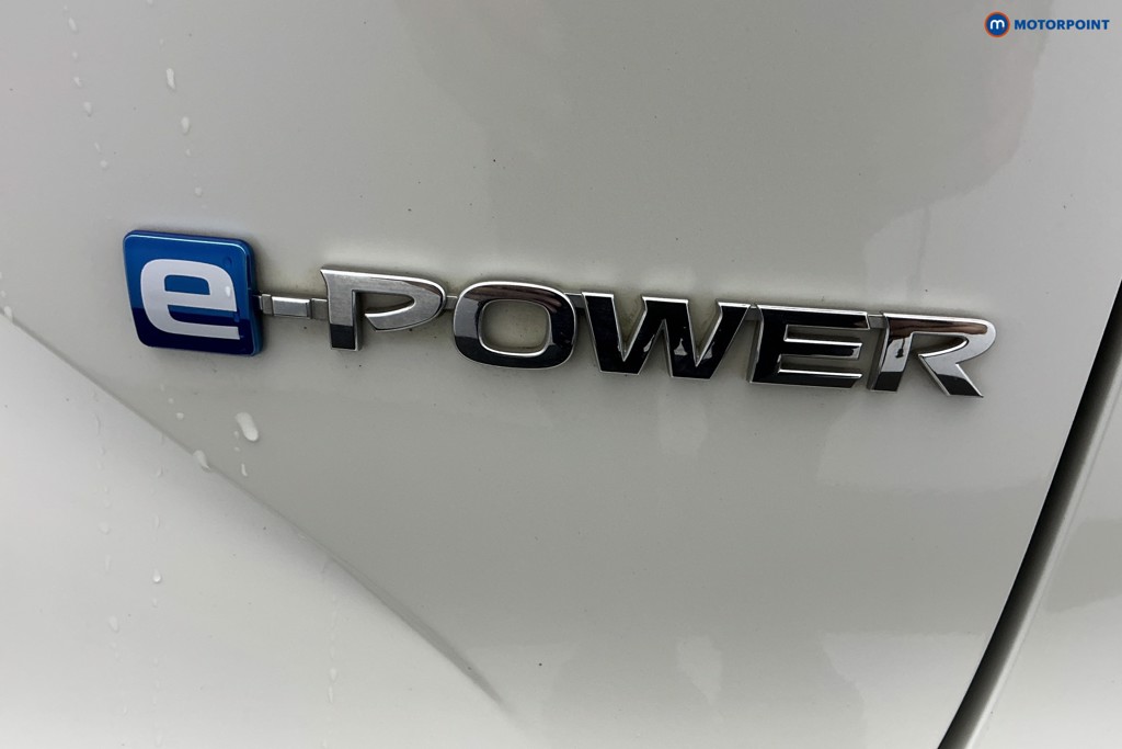 Nissan Qashqai Tekna Automatic Petrol-Electric Hybrid SUV - Stock Number (1607215) - 33rd supplementary image