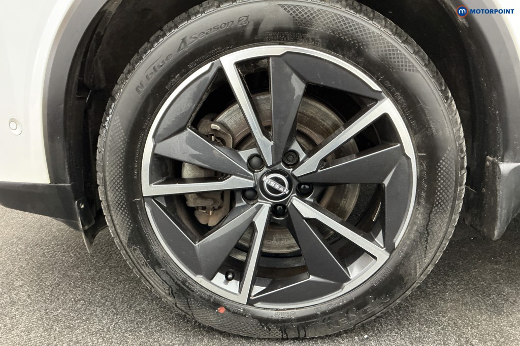 Nissan Qashqai Tekna Automatic Petrol-Electric Hybrid SUV - Stock Number (1607215) - 34th supplementary image