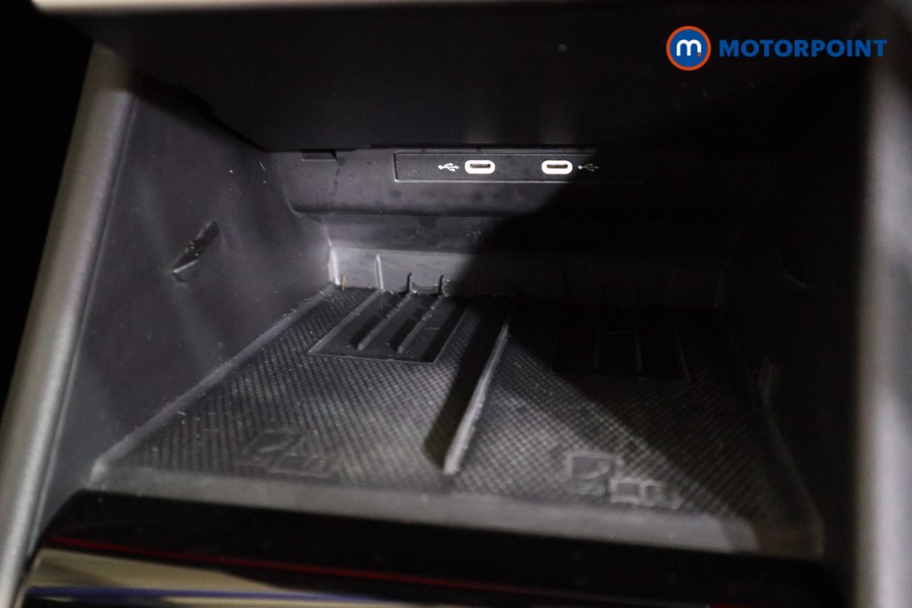 Volkswagen Tiguan R-Line Automatic Petrol SUV - Stock Number (1607373) - 9th supplementary image