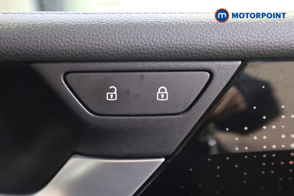 Volkswagen Tiguan R-Line Automatic Petrol SUV - Stock Number (1607373) - 13th supplementary image