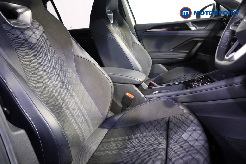 Volkswagen Tiguan R-Line Automatic Petrol SUV - Stock Number (1607373) - 17th supplementary image