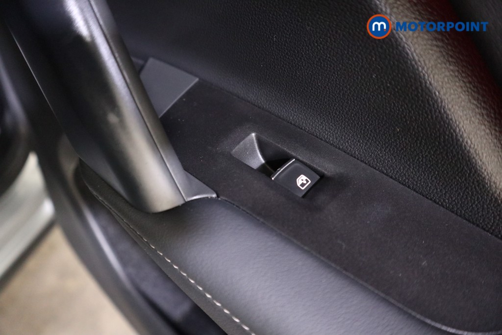 Volkswagen Tiguan R-Line Automatic Petrol SUV - Stock Number (1607373) - 23rd supplementary image