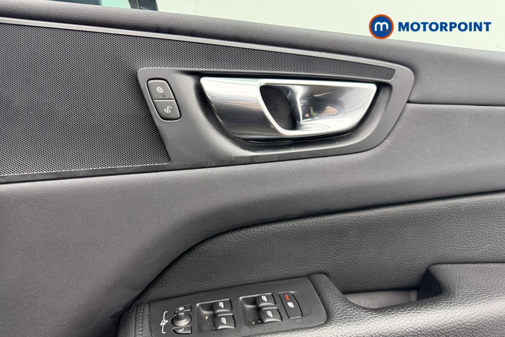 Volvo Xc60 Inscription Expression Automatic Petrol Plug-In Hybrid SUV - Stock Number (1607663) - 17th supplementary image