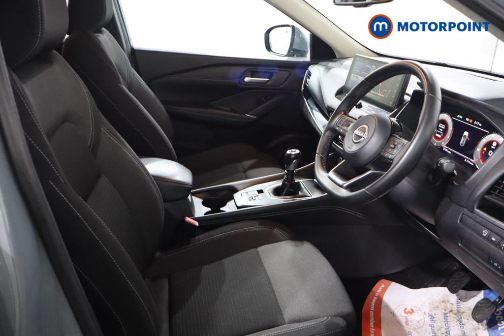 Nissan Qashqai N-Connecta Manual Petrol SUV - Stock Number (1608481) - 9th supplementary image