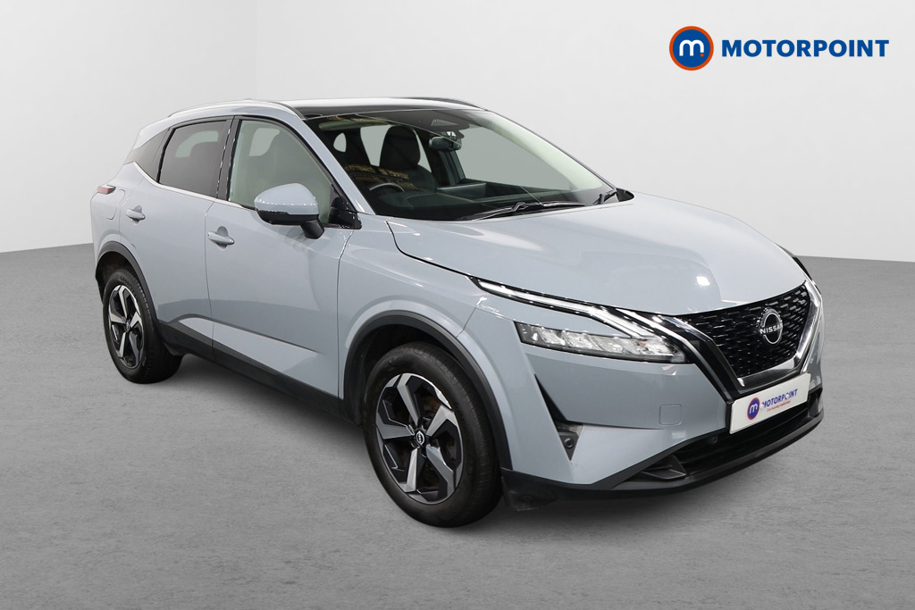 Nissan Qashqai N-Connecta Manual Petrol SUV - Stock Number (1608481) - Drivers side front corner