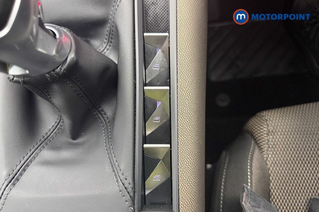 DS Ds 7 Elegance Manual Diesel SUV - Stock Number (1608743) - 13th supplementary image