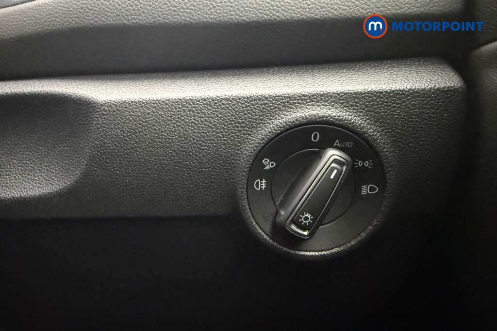 Volkswagen T-Roc Style Automatic Petrol SUV - Stock Number (1609536) - 14th supplementary image