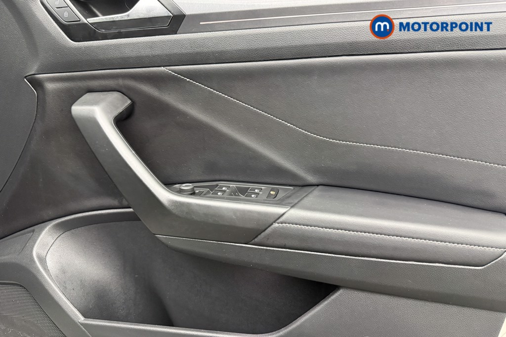 Volkswagen T-Roc Style Automatic Petrol SUV - Stock Number (1609536) - 15th supplementary image