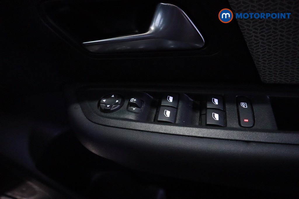 Citroen C4 Sense Plus Manual Petrol Hatchback - Stock Number (1609824) - 4th supplementary image