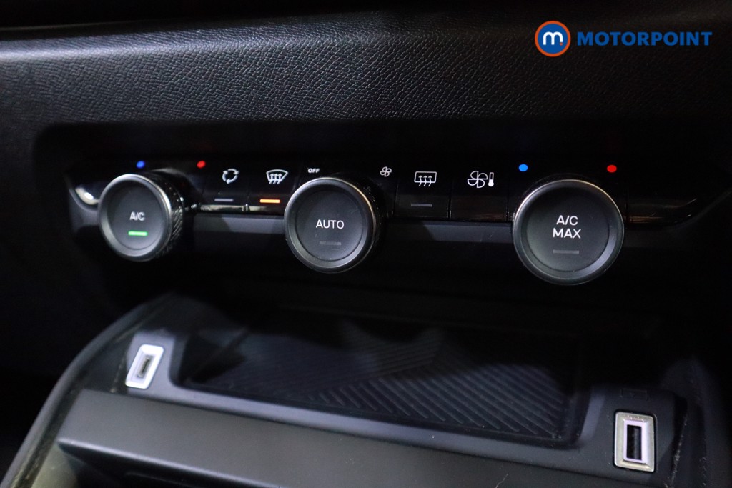 Citroen C4 Sense Plus Manual Petrol Hatchback - Stock Number (1609824) - 19th supplementary image