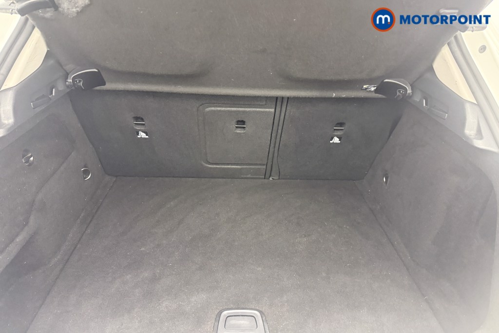 Mercedes-Benz GLA Urban Edition Automatic Petrol SUV - Stock Number (1610243) - 2nd supplementary image