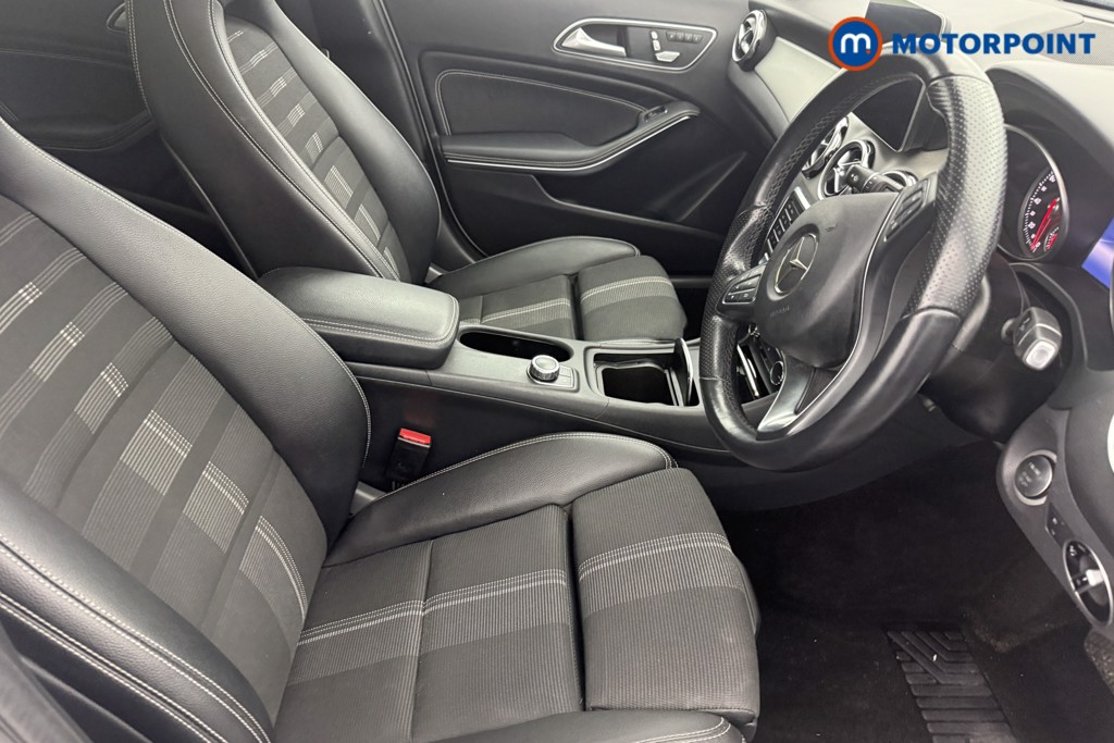 Mercedes-Benz GLA Urban Edition Automatic Petrol SUV - Stock Number (1610243) - 12th supplementary image