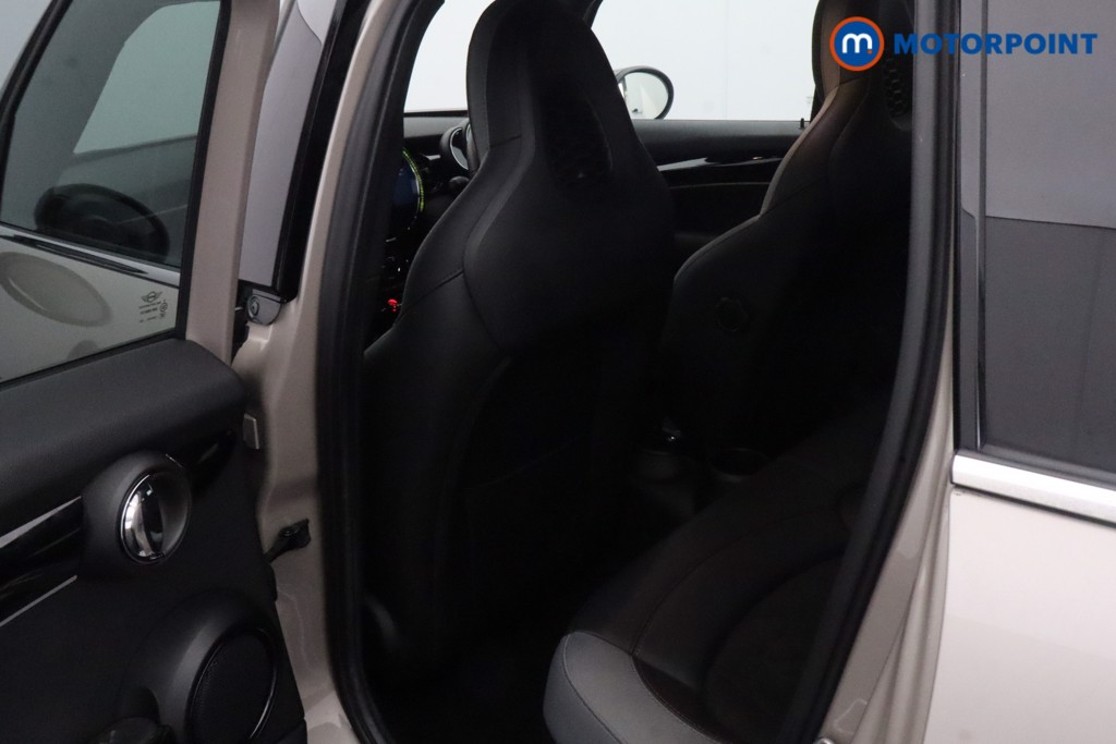Mini Hatchback Cooper S Sport Automatic Petrol Hatchback - Stock Number (1610976) - 20th supplementary image