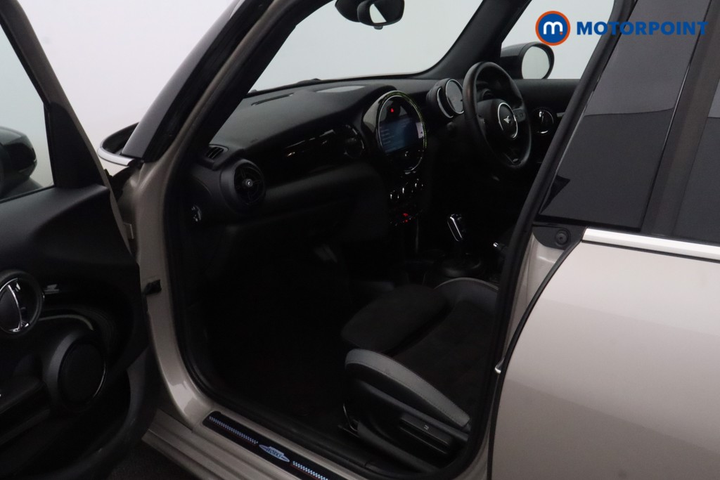 Mini Hatchback Cooper S Sport Automatic Petrol Hatchback - Stock Number (1610976) - 22nd supplementary image