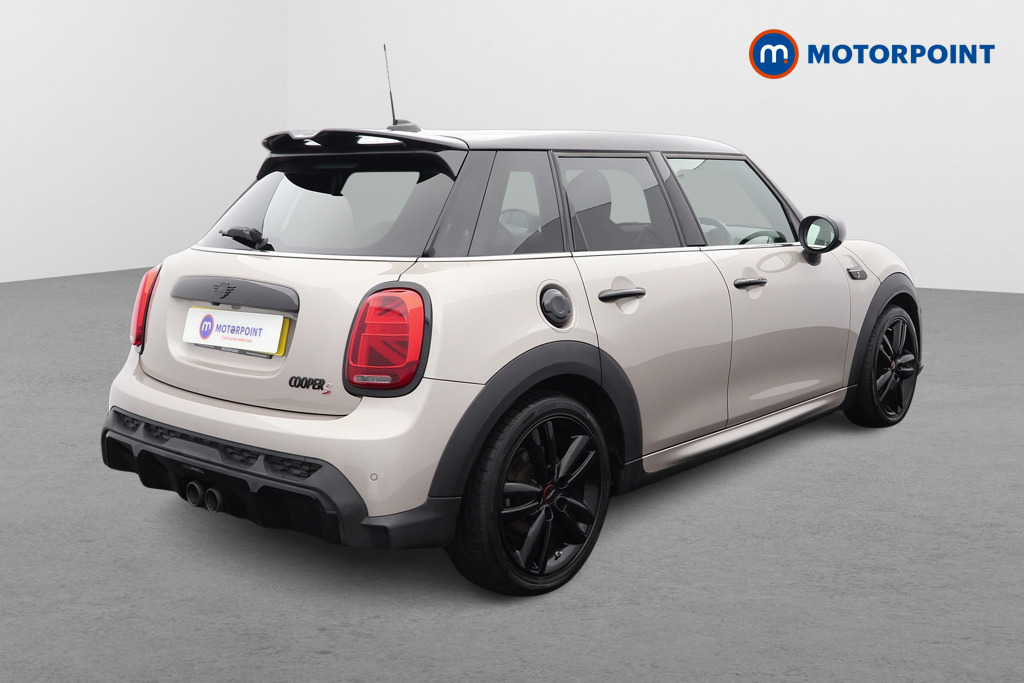 Mini Hatchback Cooper S Sport Automatic Petrol Hatchback - Stock Number (1610976) - Drivers side rear corner
