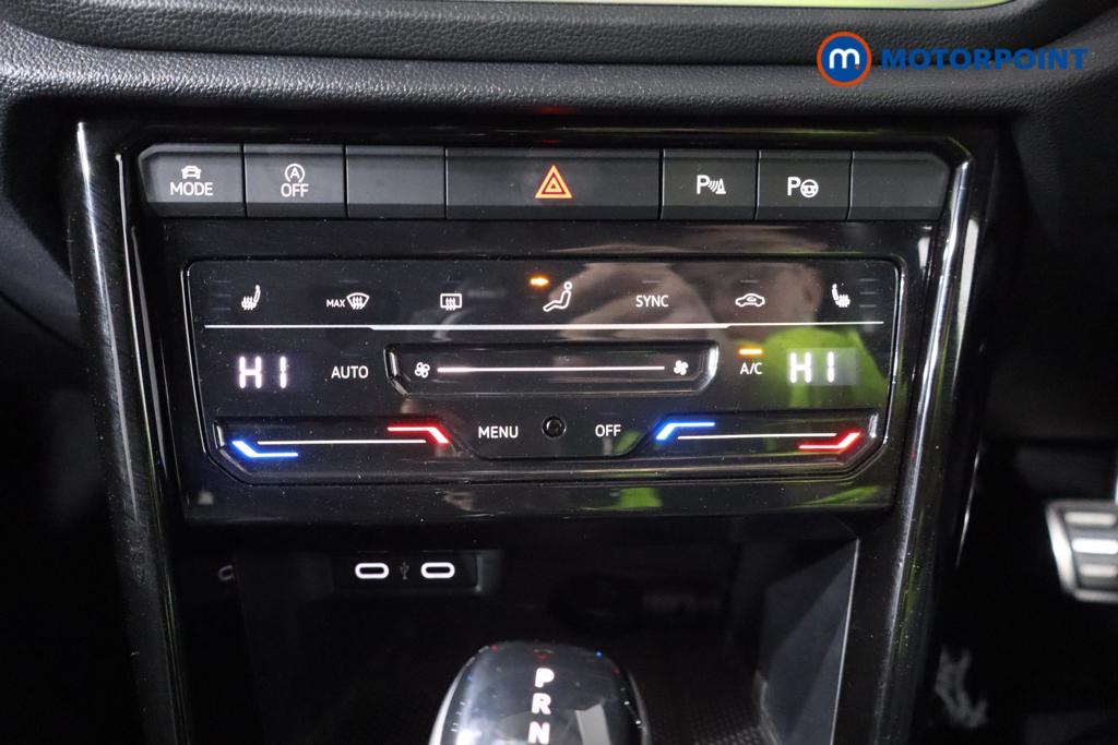 Volkswagen T-Roc R-Line Automatic Petrol SUV - Stock Number (1611081) - 4th supplementary image