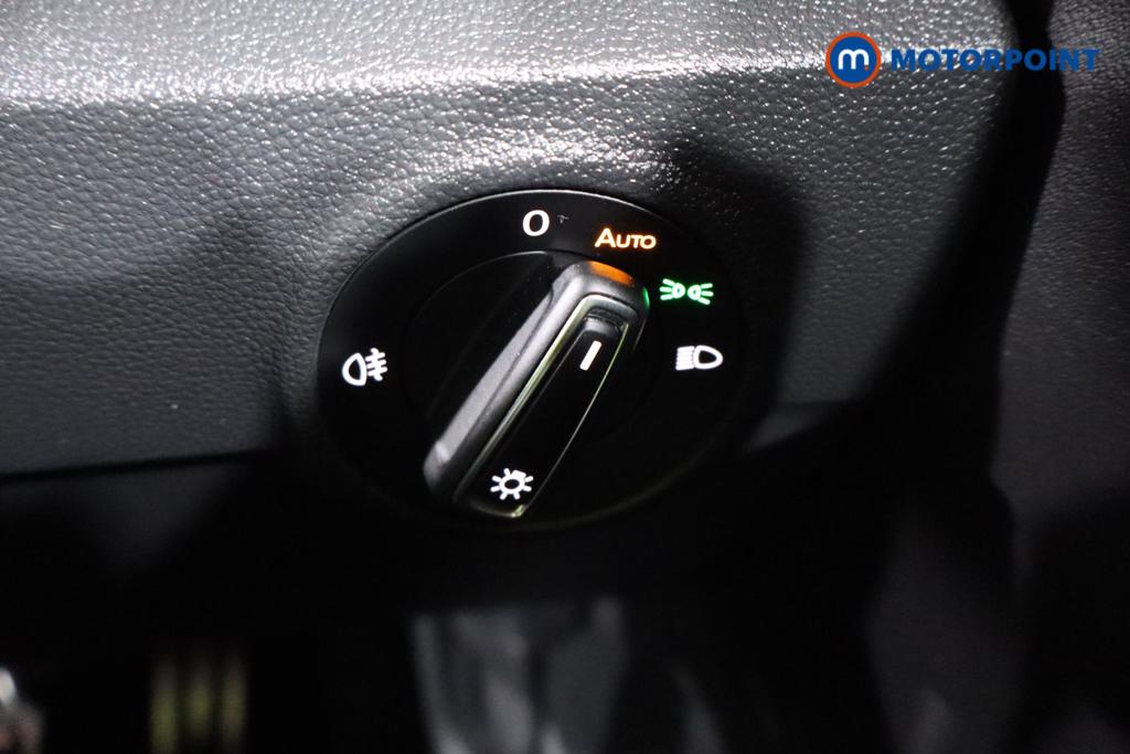 Volkswagen T-Roc R-Line Automatic Petrol SUV - Stock Number (1611081) - 9th supplementary image