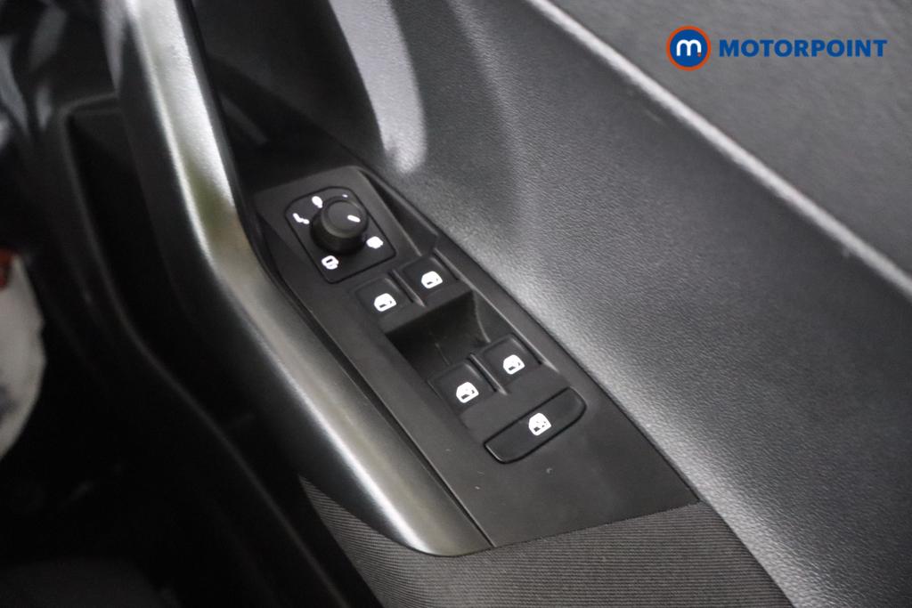 Volkswagen Polo Life Automatic Petrol Hatchback - Stock Number (1611094) - 9th supplementary image