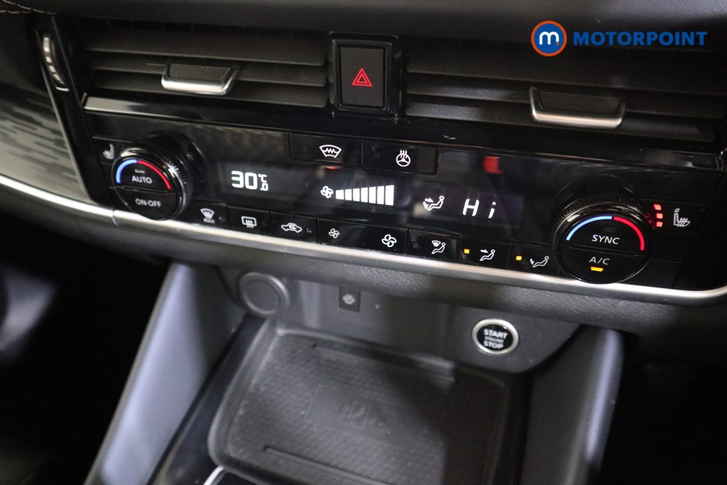 Nissan Qashqai Tekna-Plus Manual Petrol SUV - Stock Number (1611529) - 7th supplementary image