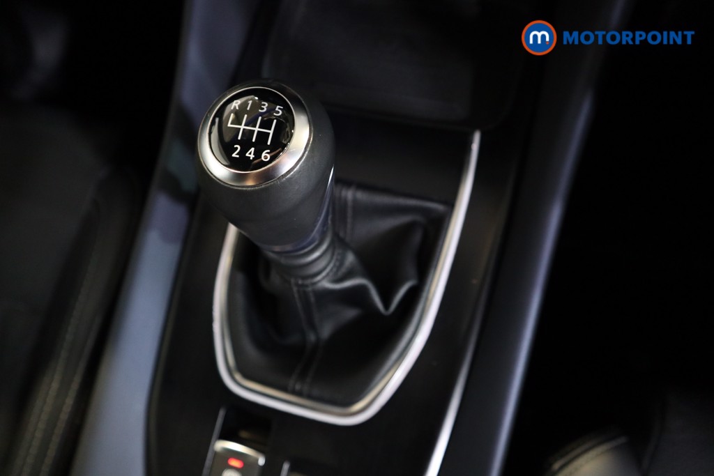 Nissan Qashqai Tekna-Plus Manual Petrol SUV - Stock Number (1611529) - 9th supplementary image
