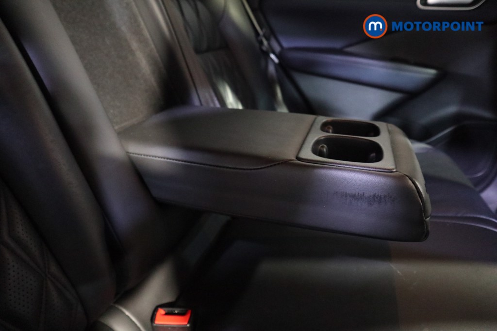 Nissan Qashqai Tekna-Plus Manual Petrol SUV - Stock Number (1611529) - 18th supplementary image