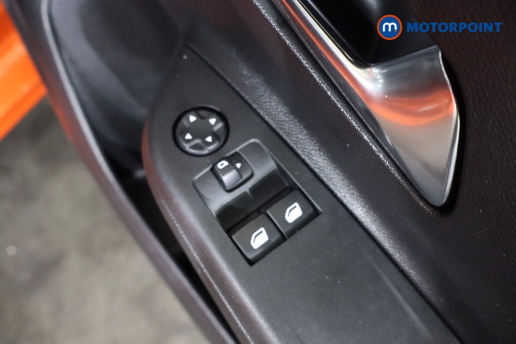 Vauxhall Corsa Se Premium Manual Diesel Hatchback - Stock Number (1611550) - 17th supplementary image