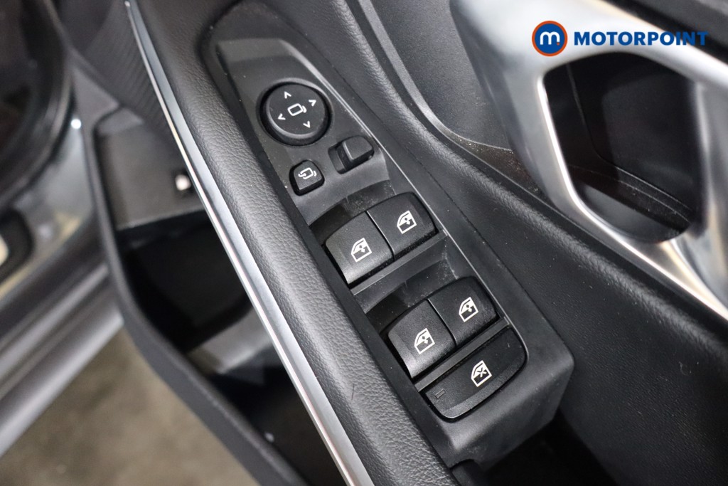 BMW 3 Series M Sport Automatic Petrol Plug-In Hybrid Saloon - Stock Number (1611584) - 17th supplementary image