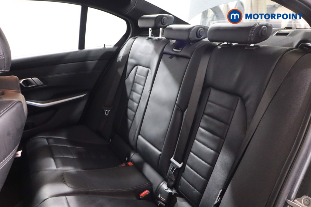 BMW 3 Series M Sport Automatic Petrol Plug-In Hybrid Saloon - Stock Number (1611584) - 20th supplementary image