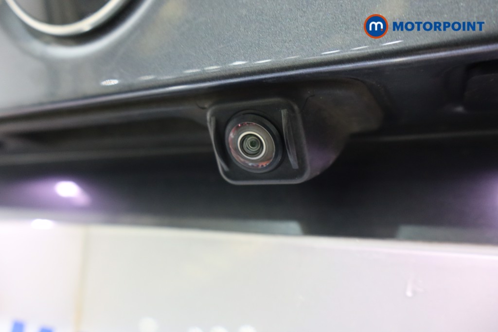 BMW 3 Series M Sport Automatic Petrol Plug-In Hybrid Saloon - Stock Number (1611584) - 24th supplementary image