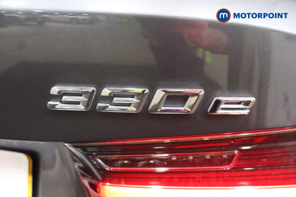 BMW 3 Series M Sport Automatic Petrol Plug-In Hybrid Saloon - Stock Number (1611584) - 31st supplementary image