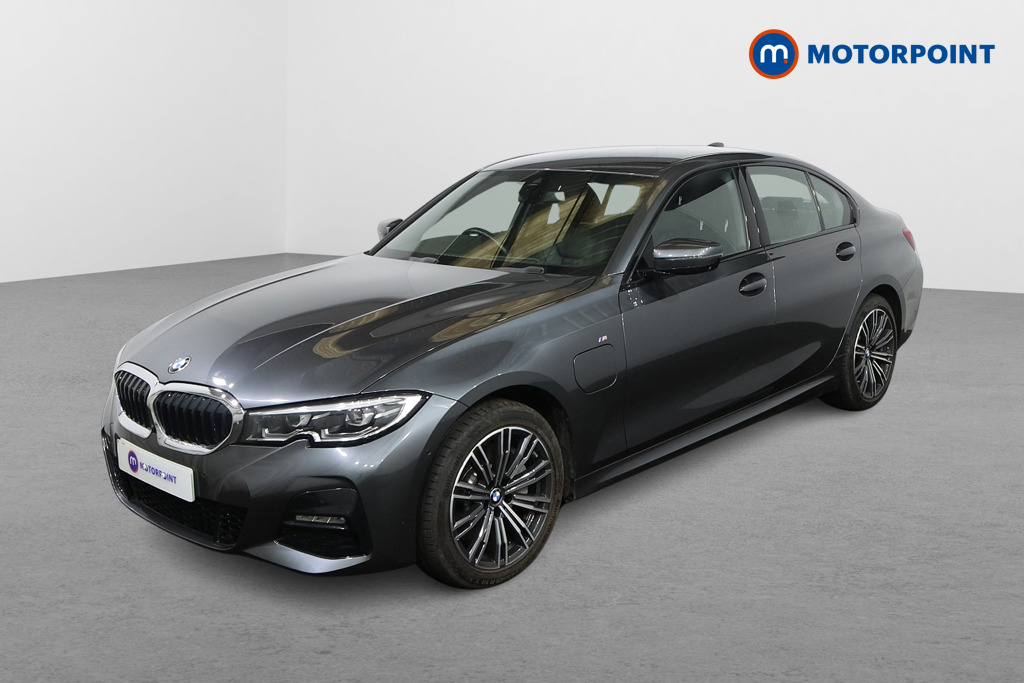 BMW 3 Series M Sport Automatic Petrol Plug-In Hybrid Saloon - Stock Number (1611584) - Passenger side front corner