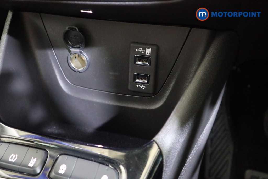 Vauxhall Crossland Ultimate Manual Petrol SUV - Stock Number (1611943) - 9th supplementary image